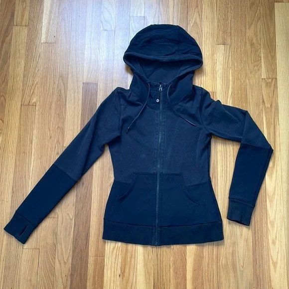 lululemon athletica, Tops, Lululemon Black Zip Up Thick Hooded Sweatshirt  Size 4